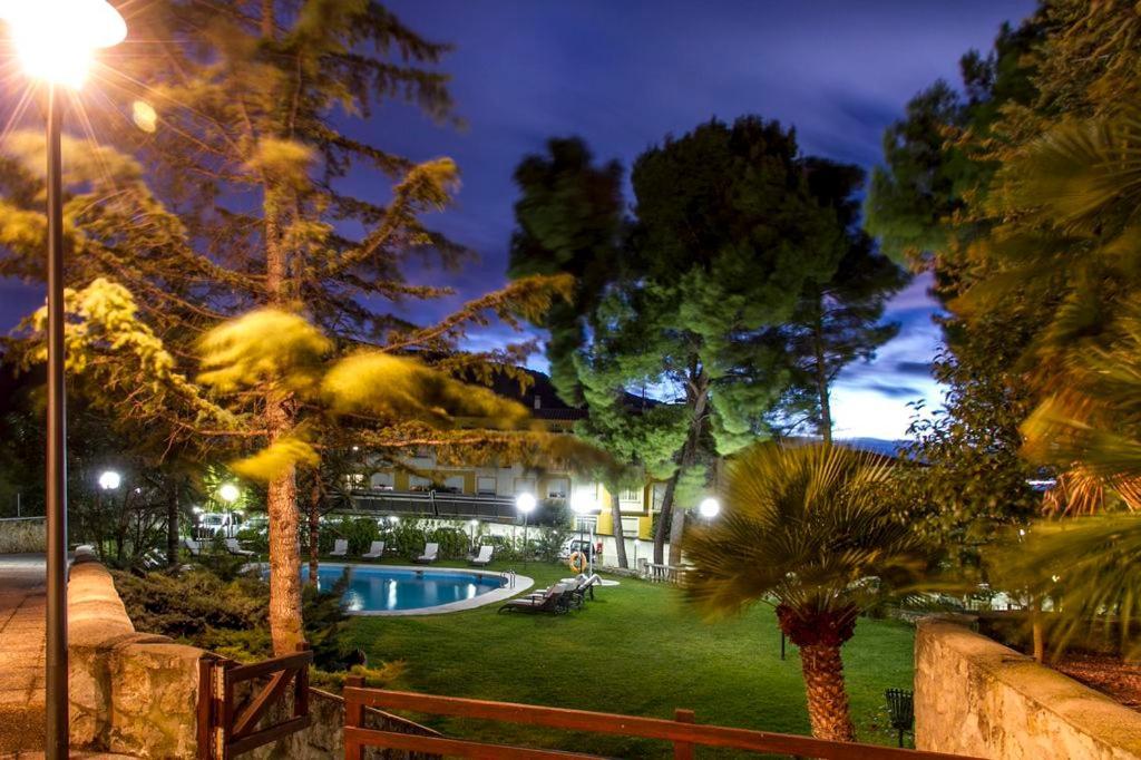 Hotel Villa De Biar Shc Bagian luar foto